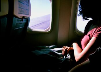 5 Tips To Make Your Flying Trip Easy And Comfortable