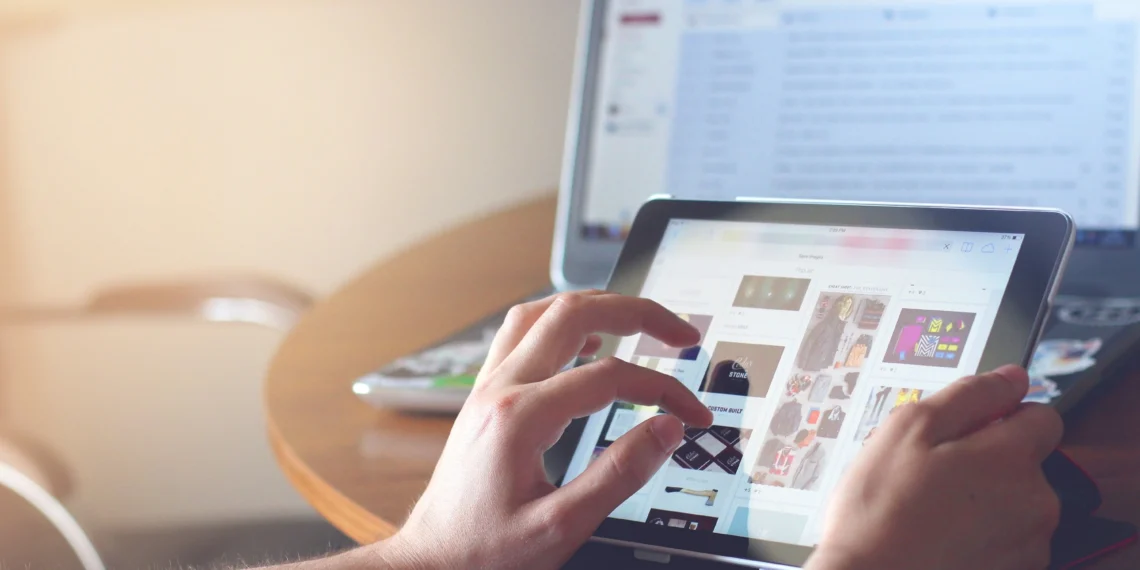 How to Design an Eye-Catching Website in 4 Easy steps