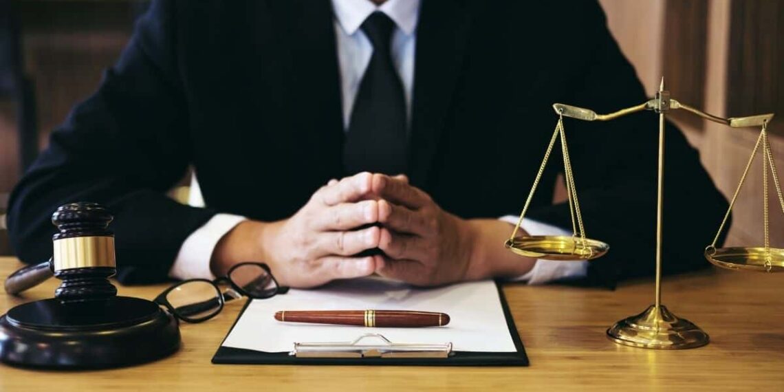 5 Top Reasons To Hire A Criminal Lawyer