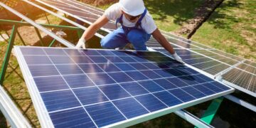 How Does Solar Panel Energy Transformation Work?